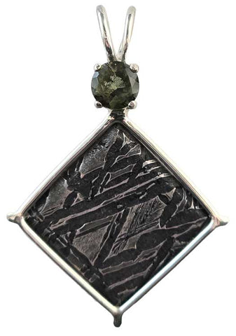 Meteorite with Round Cut Moldavite