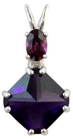 Siberian Purple Quartz Mini Magician Stone™ with Oval Cut Rhodolite Garnet