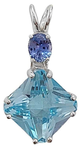 Blue Topaz Mini Magician Stone™ with Oval Cut Violet Sapphire