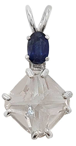 Clear Quartz Mini Magician Stone™ with Oval Cut Sapphire