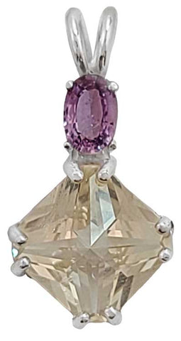 Golden Labradorite Mini Magician Stone™ with Oval Cut Violet Sapphire