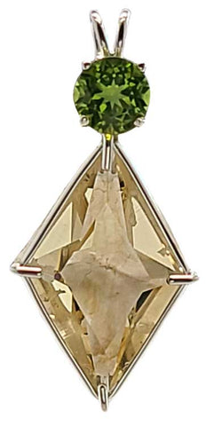Golden Labradorite Ascension Star™ with Round Cut Peridot