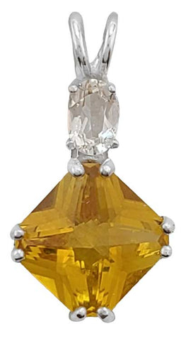 Siberian Gold Quartz Mini Magician Stone™ with Oval Cut White Topaz