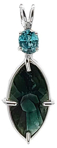 Siberian Green Quartz Infinite Eye™ with Oval Cut Blue Zircon